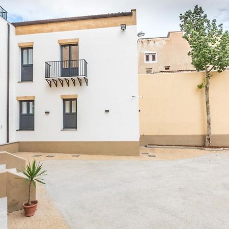 Camplus Palermo Normanni - Casa Per Ferie Палермо Екстер'єр фото